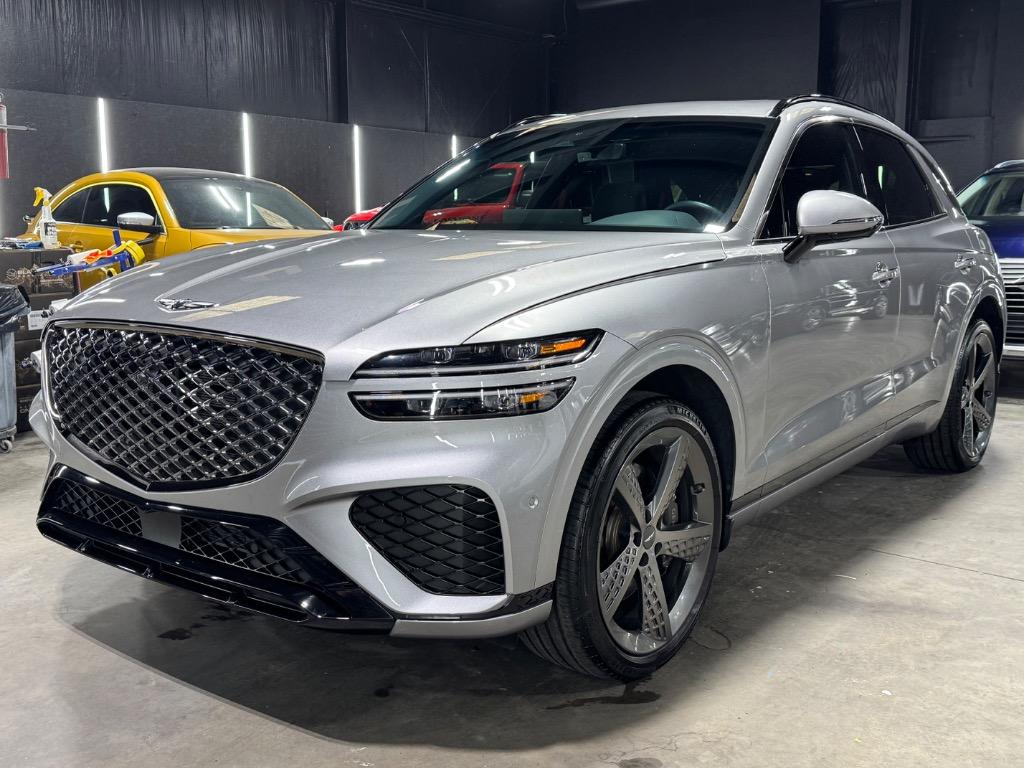 2023 GENESIS GV70