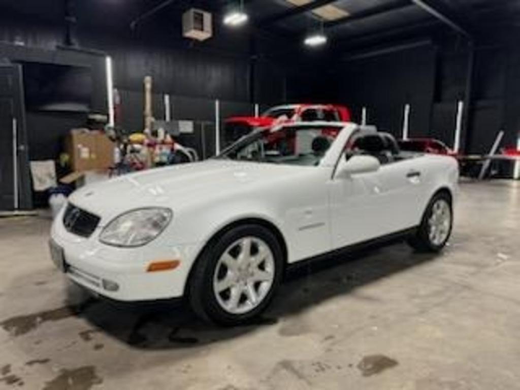 1998 Mercedes-Benz SLK Base